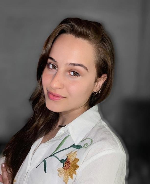 Clarita Hawat, Frontend Engineer at MoonDev, Byblos, Lebanon